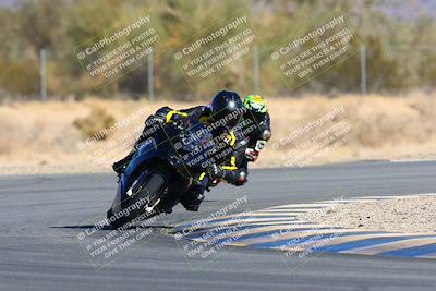 media/Jan-09-2022-SoCal Trackdays (Sun) [[2b1fec8404]]/Turn 6 (1035am)/